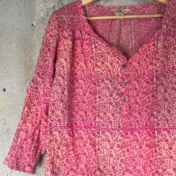 Woolrich pink coral micro ditzy floral 3/4 sleeve button front blouse medium - Picture 2 of 6